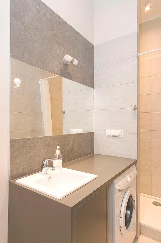 Apartment I